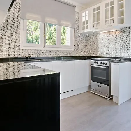 Bocage House * Lloret de Mar
