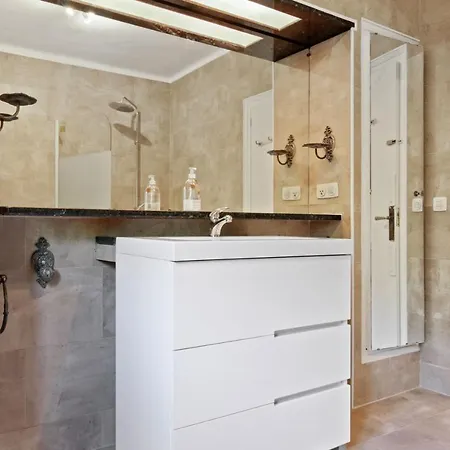 Bocage House * Lloret de Mar